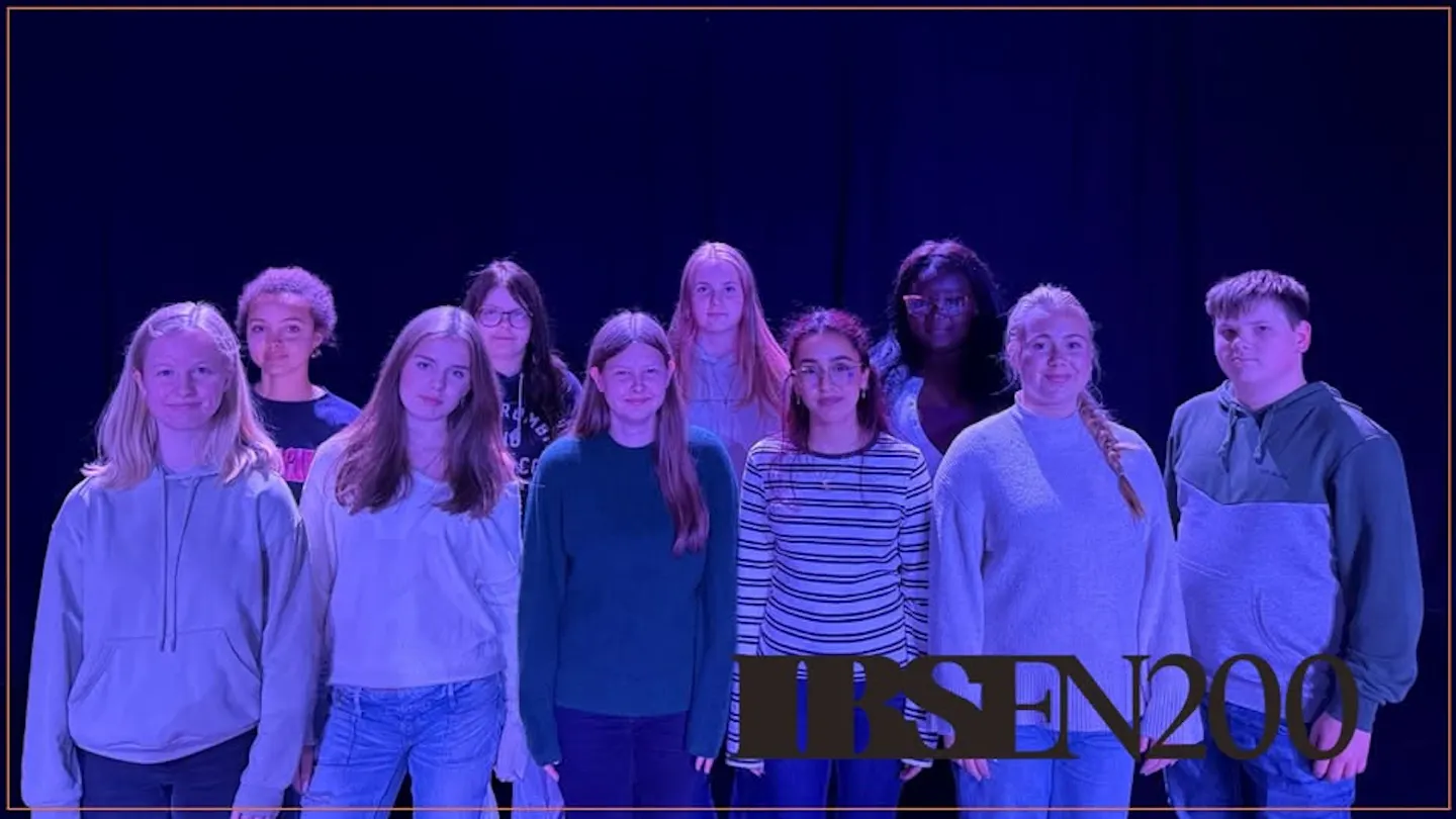 Bordlesing av Hedda Gabler